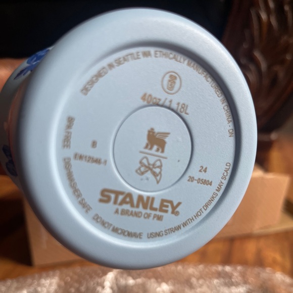 Stanley Blue and White Insulated Coffee Mug - Picture 2 of 5